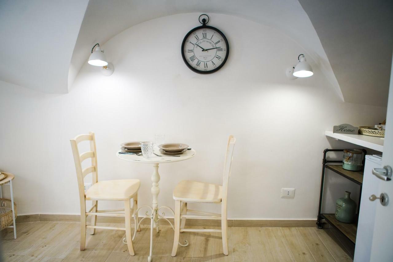 Home 5 - Giu In Dimora Путиньяно Экстерьер фото