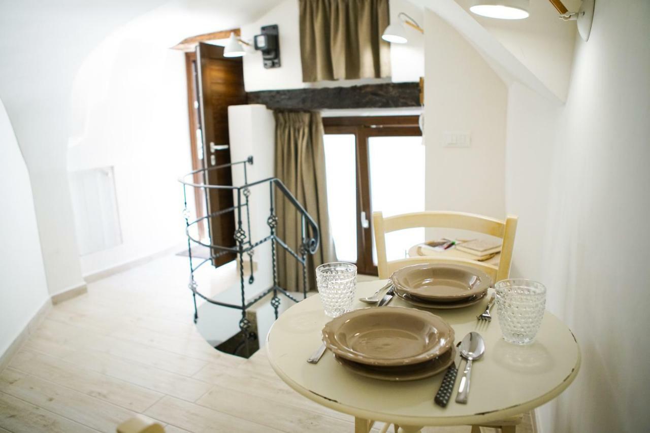 Home 5 - Giu In Dimora Путиньяно Экстерьер фото