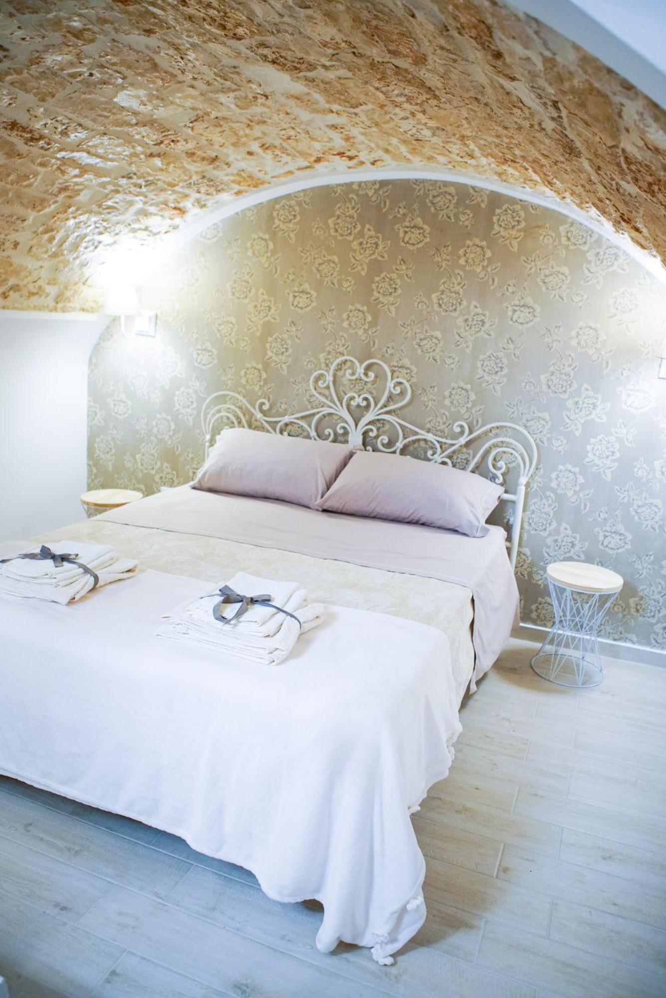 Home 5 - Giu In Dimora Путиньяно Экстерьер фото